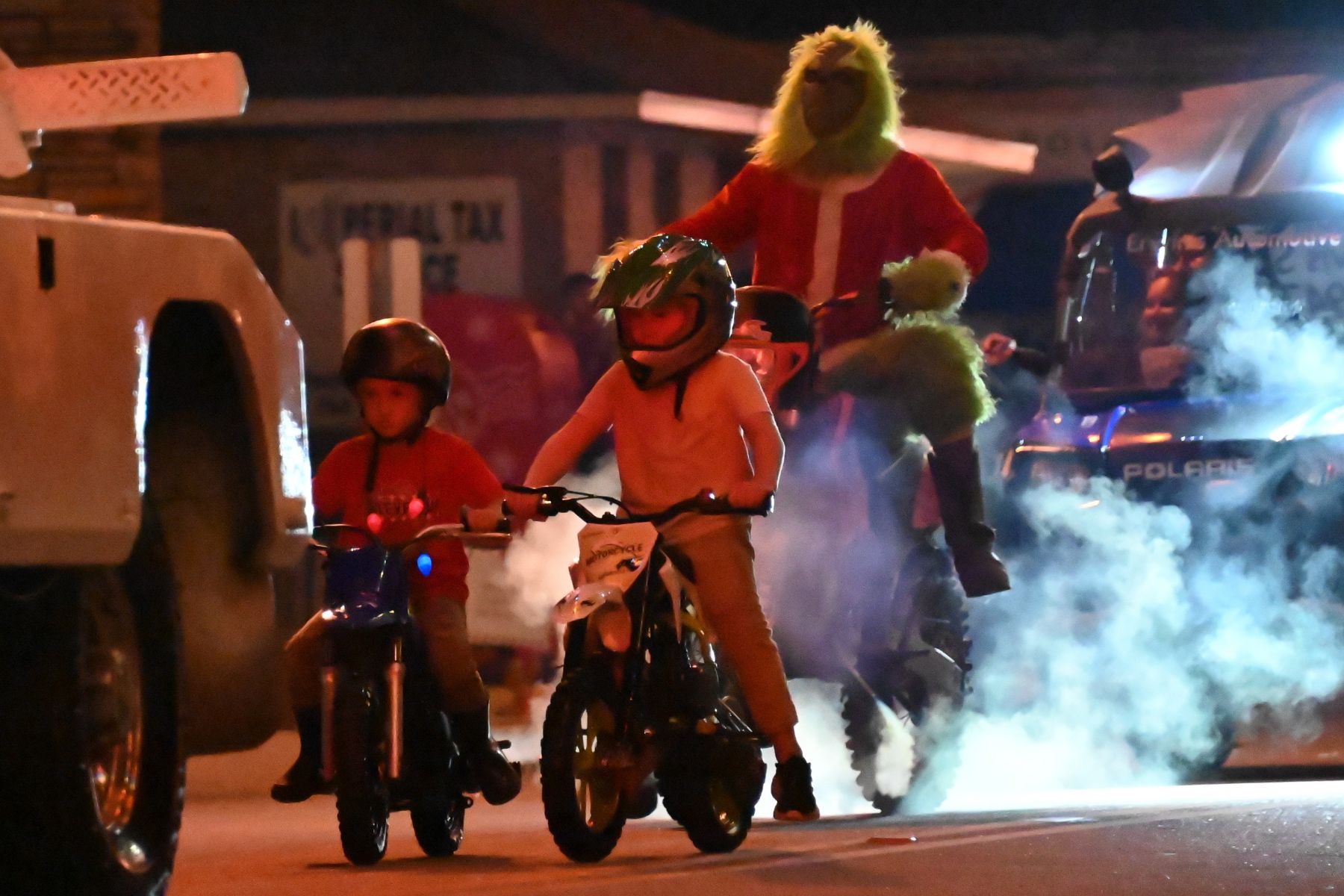DSC_4373_Storybook _ parade—(F)—1800 x 1200px—2025